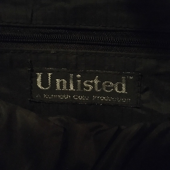 Convertible Mini-backpack and Crossbody purse with adjustable straps and clips. - Picture 9 of 9